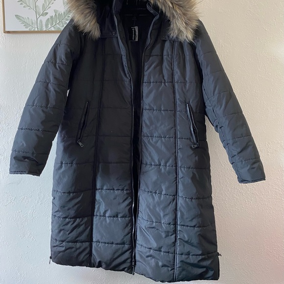 Ashley Stuart Puffer Jacket - Picture 2 of 3